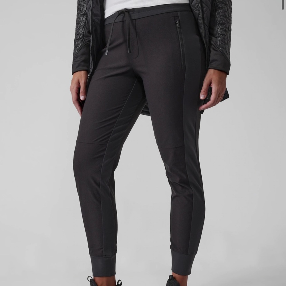 Athleta Headlands Hybrid Trek Jogger